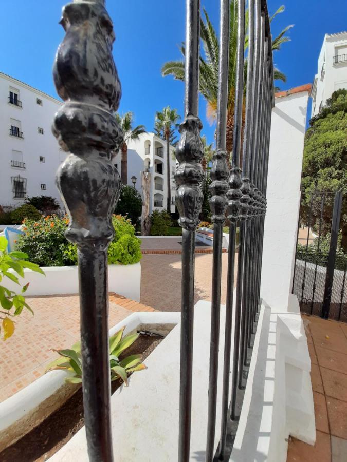 Beachfront Penthouse 3 Double Bedrooms, 2 Bathrooms San Luis de Sabinillas Exterior foto